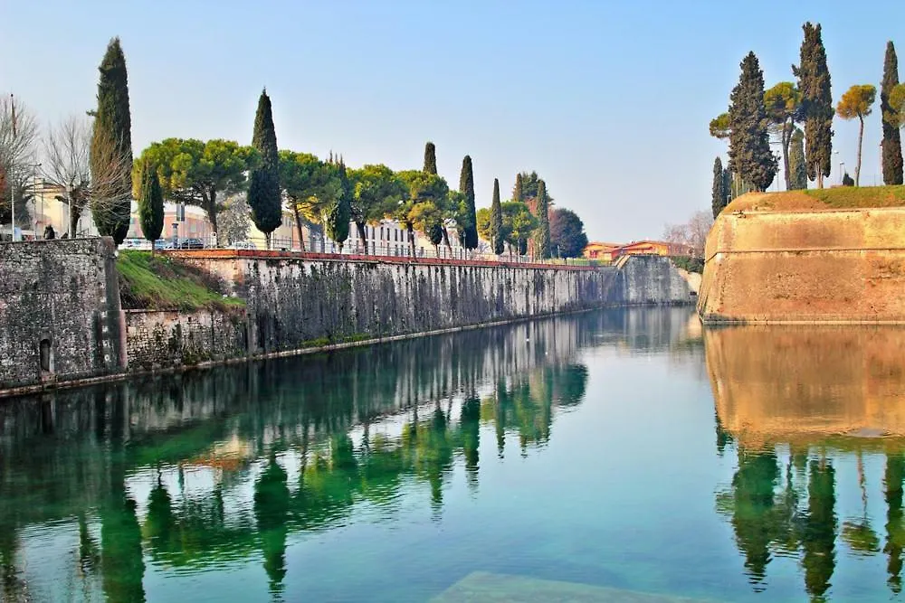 Sk Home Peschiera del Garda Italy